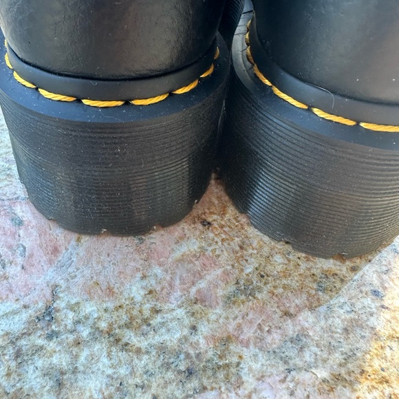 Dr Martens Devon Booties - Picture 4 of 8